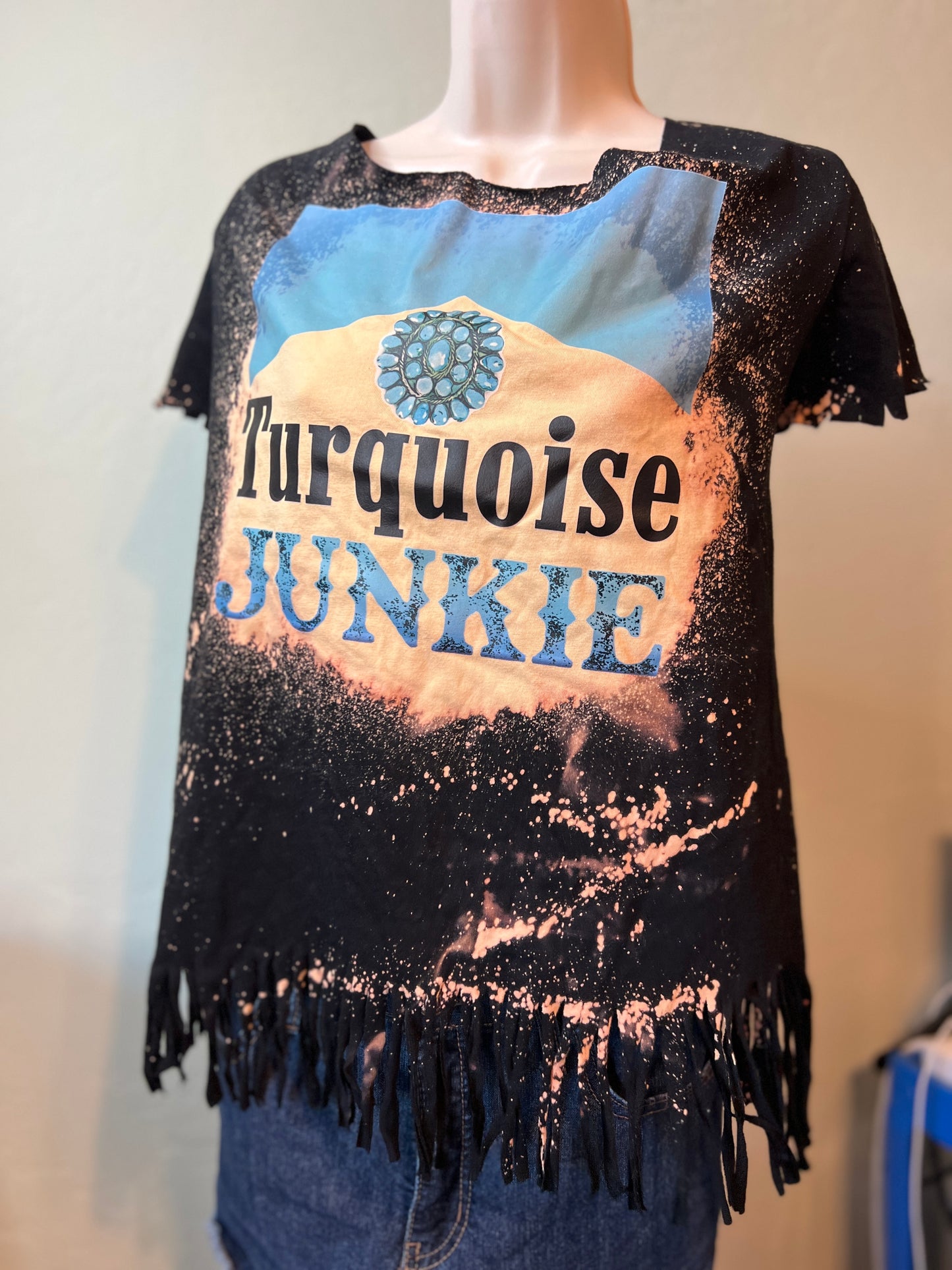 Turquoise Junkie // TEE
