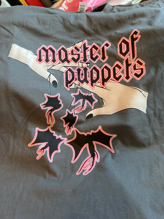 Master of Puppets // TEE